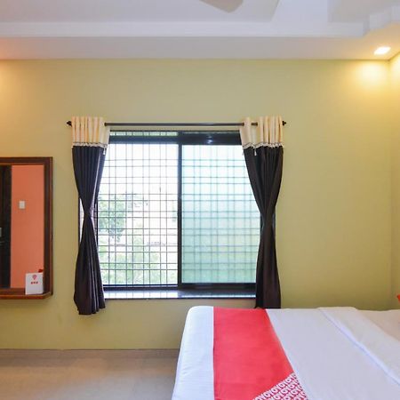 Sukrangu Palace Hotel Shirdi Exterior photo