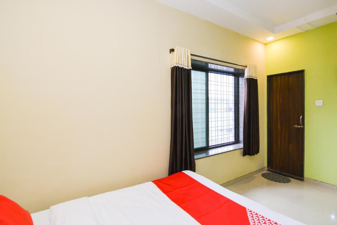 Sukrangu Palace Hotel Shirdi Exterior photo