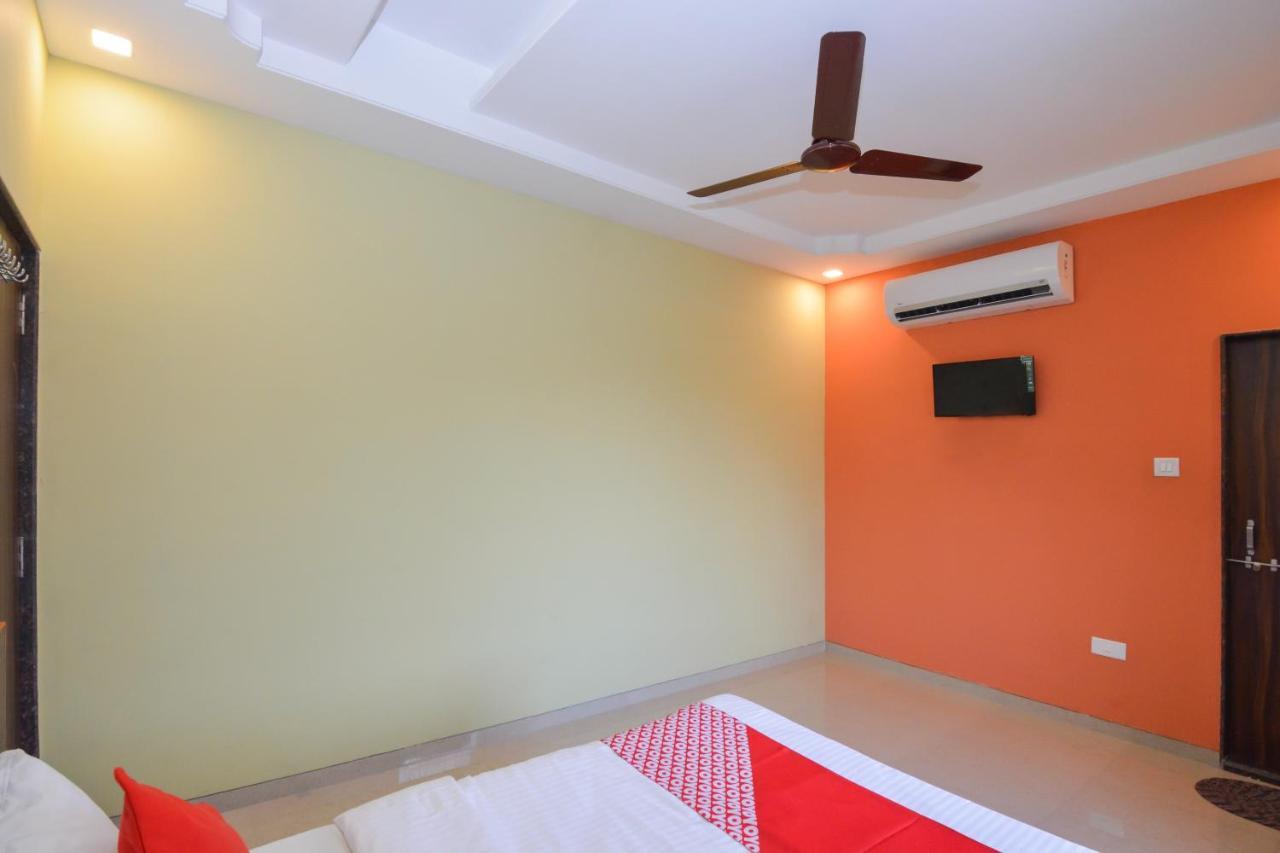 Sukrangu Palace Hotel Shirdi Exterior photo